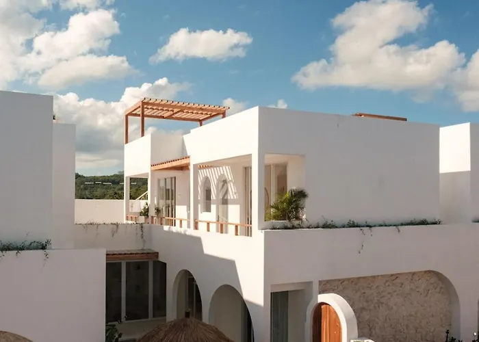 Holiday home Valli - 3br Guest Favourite - Bingin *
